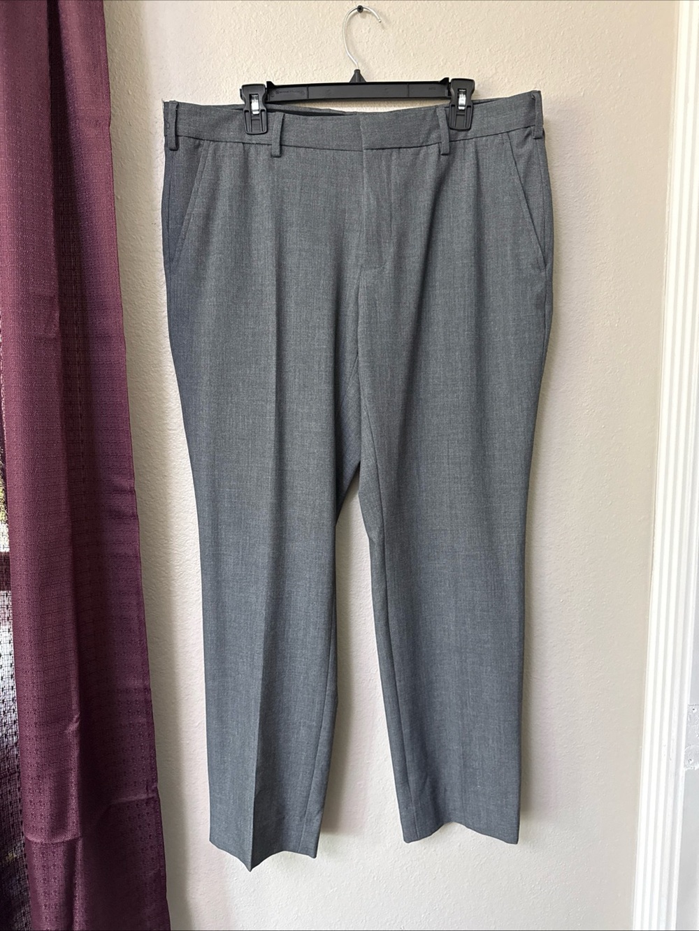 B4/5 David Biton Men’s Grey Pleated Dress Pants Size 36/30
